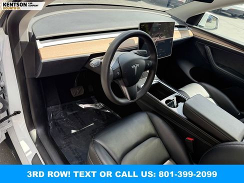 Used 2024 Tesla Model Y Long Range AWD/4WD image 29