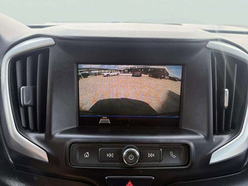Used 2020 GMC Terrain SLE image 29
