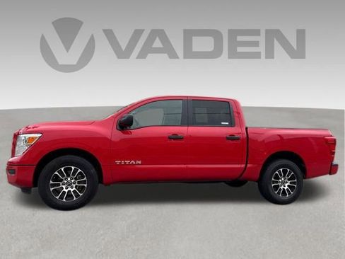 Certified 2023 Nissan Titan SV RWD image 21