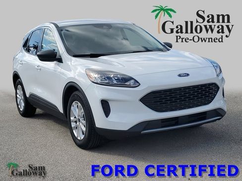 Certified 2022 Ford Escape SE image 1