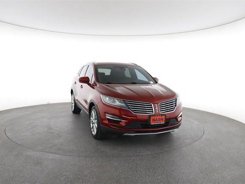 Used 2018 Lincoln MKC Reserve image 3