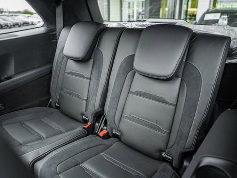 New 2026 Mercedes-Benz GLS 63 AMG 4MATIC image 38