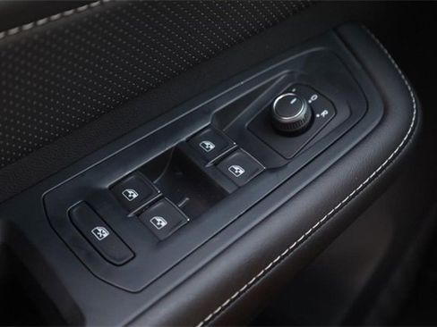 New 2026 Volkswagen Atlas SE image 19