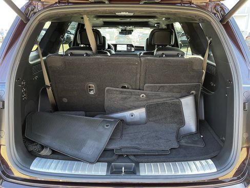 Used 2024 Hyundai Palisade Calligraphy image 30