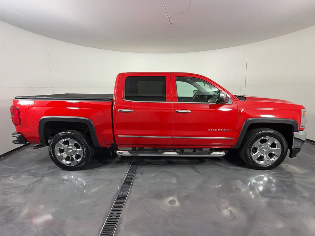 Used 2017 Chevrolet Silverado 1500 LTZ w/ LTZ Plus Package AWD/4WD image 4