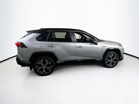 Used 2022 Toyota RAV4 XSE image 4