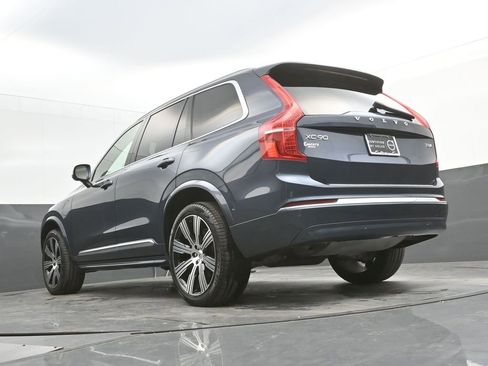 Certified 2025 Volvo XC90 T8 Plus w/ Protection Package Premier image 32