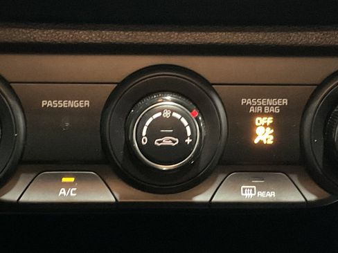 Used 2024 Kia Forte LXS FWD image 13
