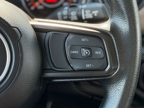 Used 2023 Jeep Wrangler Sport AWD/4WD image 12