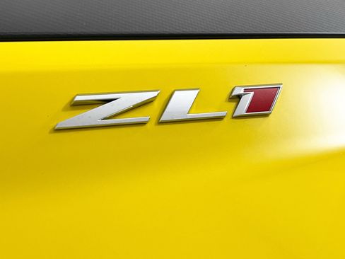 Used 2015 Chevrolet Camaro ZL1 image 16