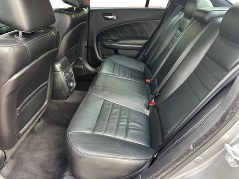 Used 2014 Dodge Charger R/T RWD image 13
