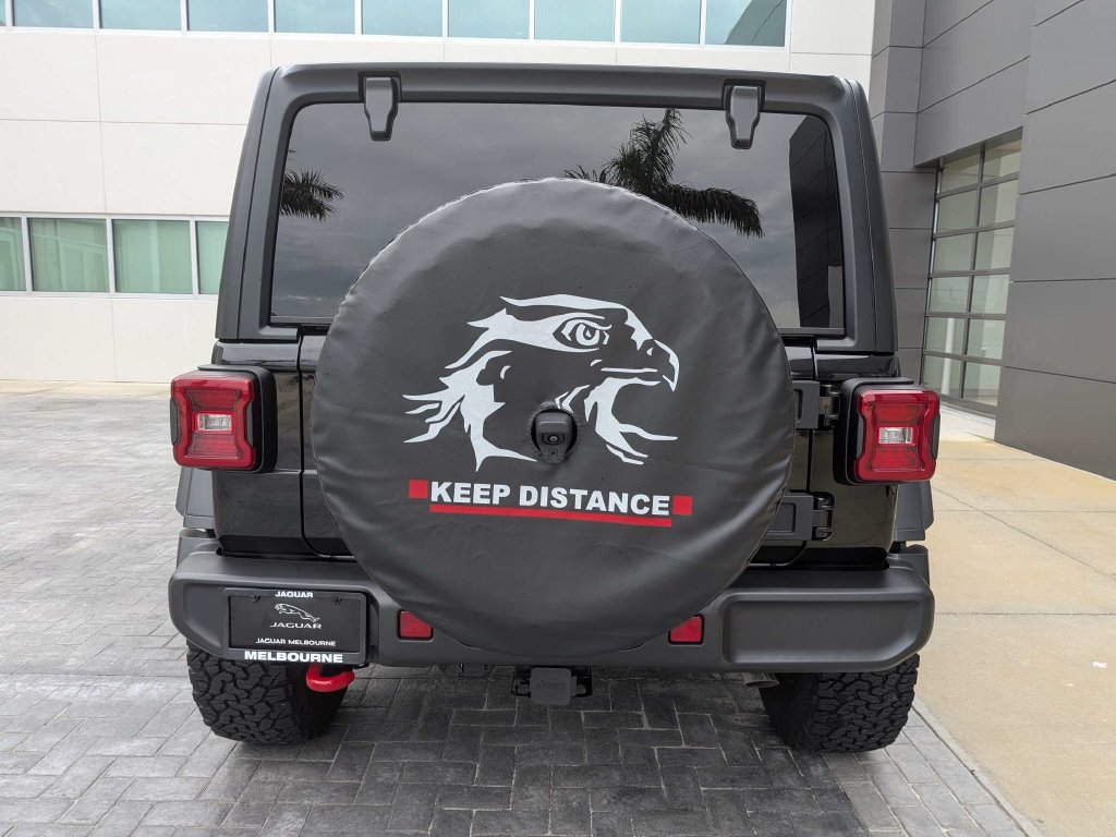 Used 2024 Jeep Wrangler Unlimited Rubicon w/ XTREMEE 35" Tire Package AWD/4WD image 4
