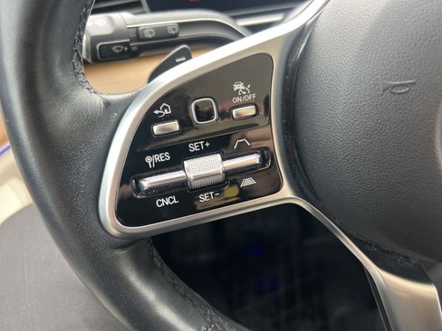 Certified 2023 Mercedes-Benz GLS 450 4MATIC image 19