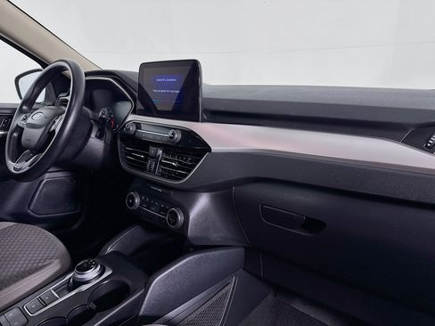 Used 2020 Ford Escape SE image 29
