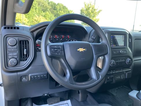 Used 2026 Chevrolet Silverado 3500 W/T w/ WT Convenience Package AWD/4WD image 17