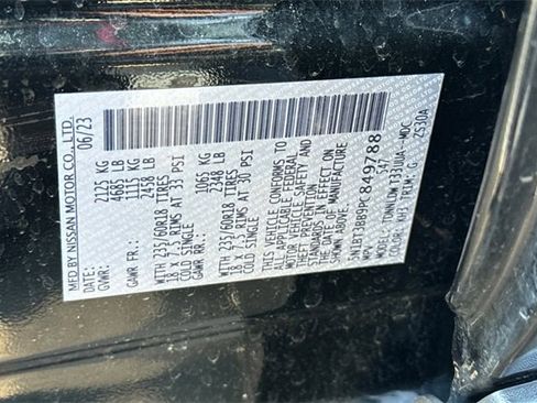 Used 2023 Nissan Rogue SV image 35