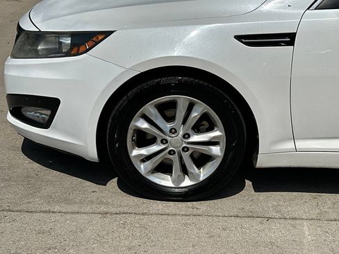 Used 2013 Kia Optima EX FWD image 23