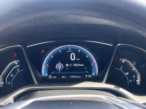Used 2016 Honda Civic Touring image 19