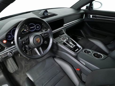 Used 2023 Porsche Panamera 4 w/ Premium Package AWD/4WD image 4