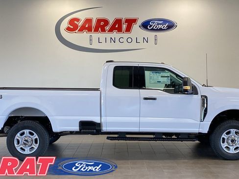 New 2026 Ford F350 XLT w/ Snow Plow/Camper Package AWD/4WD image 8