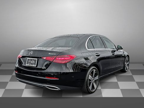 Used 2025 Mercedes-Benz C 300 4MATIC Sedan image 6