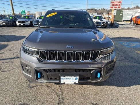 Used 2024 Jeep Grand Cherokee Overland w/ Trailer Tow Package image 28
