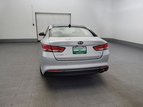 Used 2018 Kia Optima EX w/ Technology Package image 6