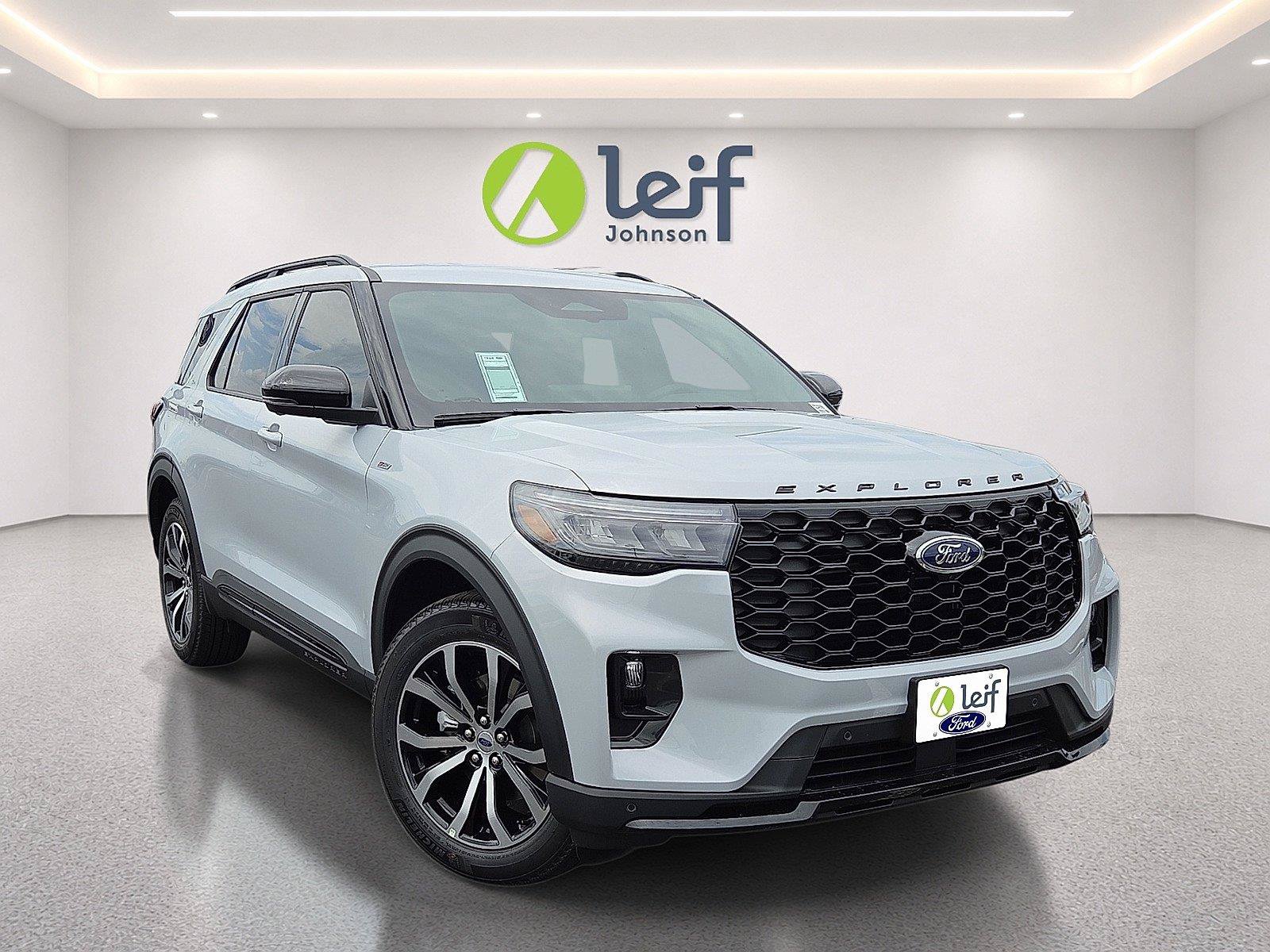 New 2026 Ford Explorer ST-Line w/ Premium Package RWD image 1