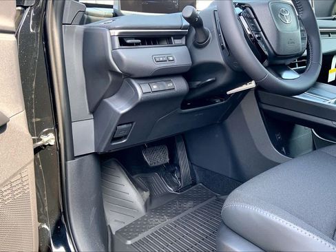 New 2026 Toyota C-HR AWD/4WD image 20
