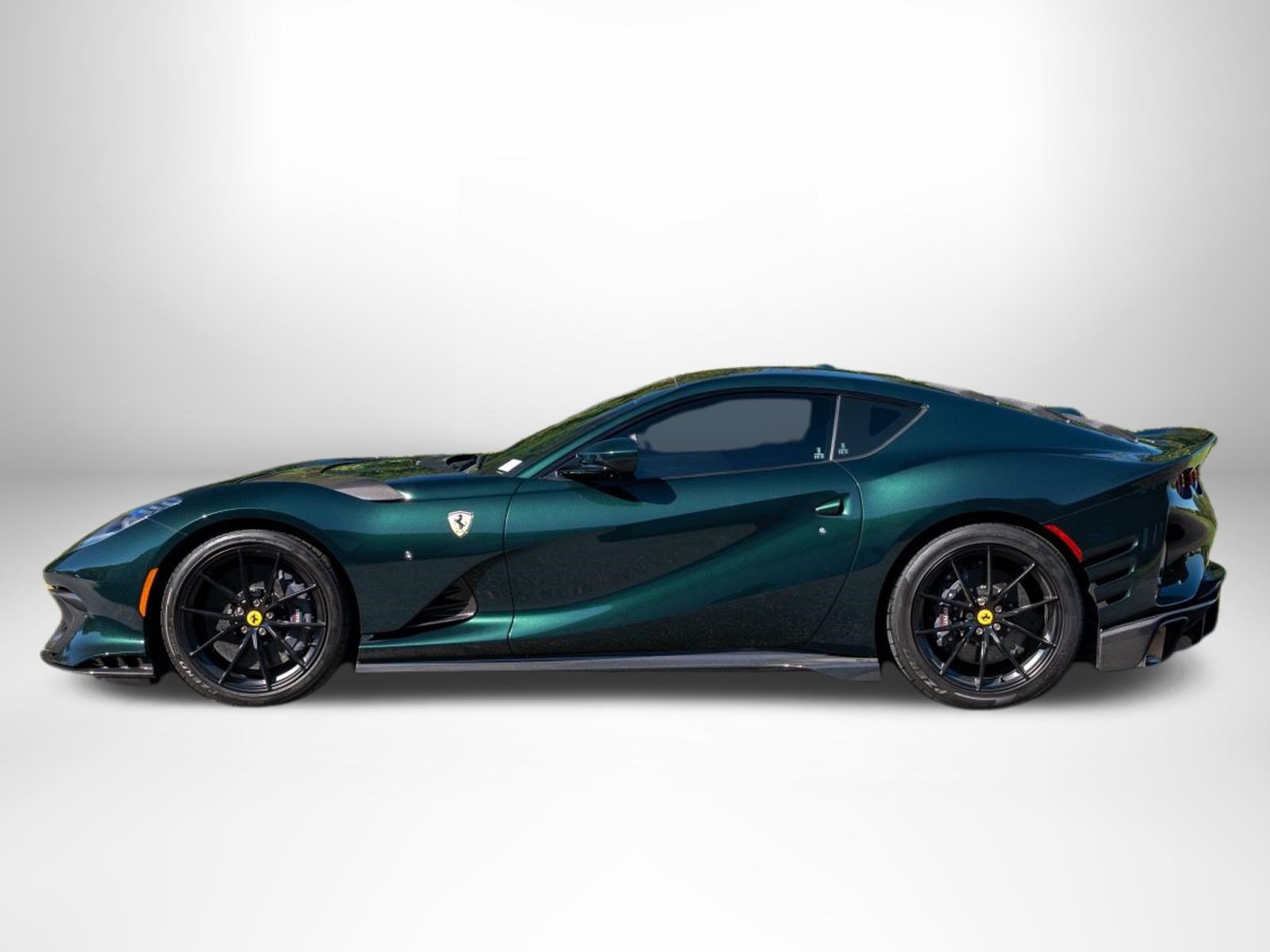 Used 2022 Ferrari 812 Competizione RWD image 3