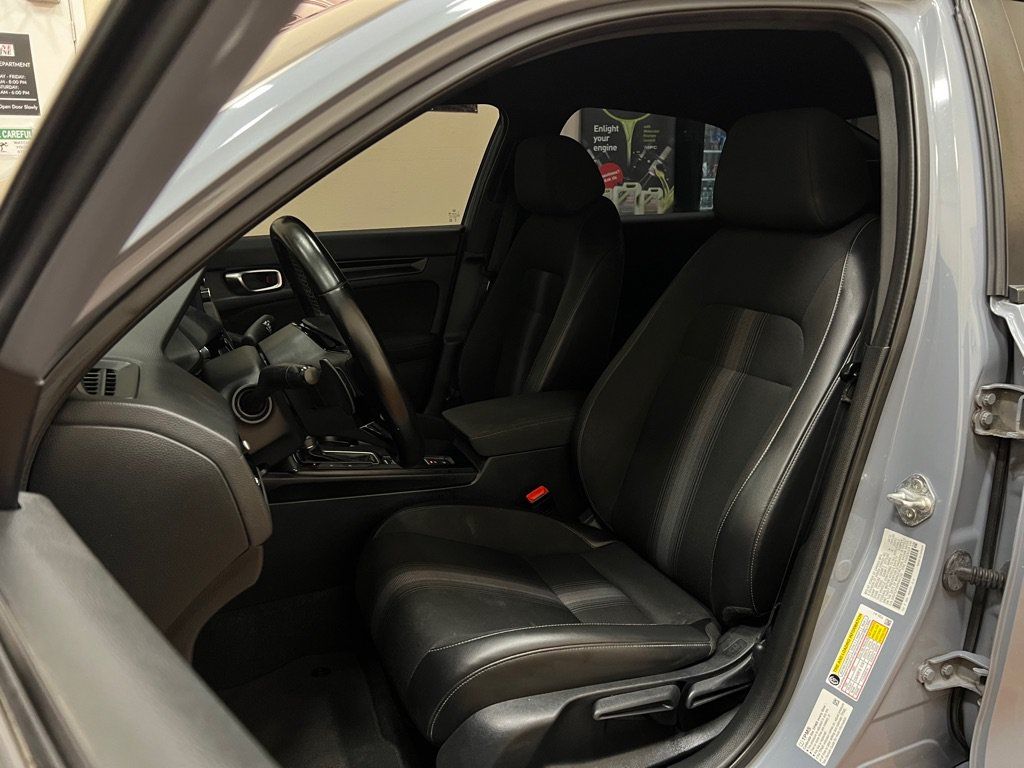 Used 2023 Honda Civic Sport image 16