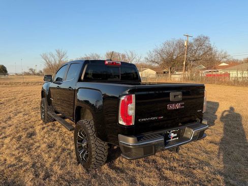 Used 2019 GMC Canyon SLE w/ SLE Convenience Package image 5