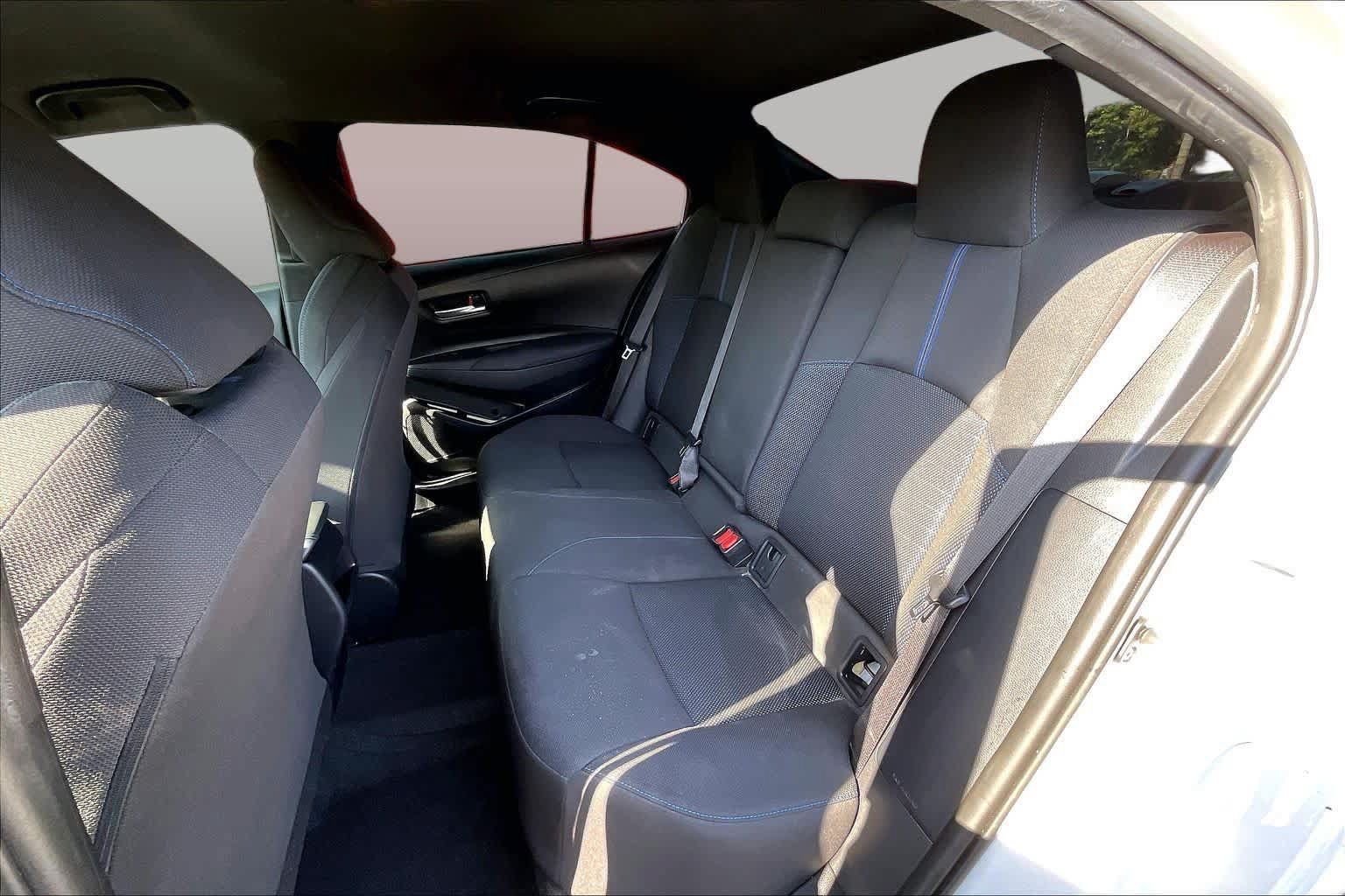 Used 2022 Toyota Corolla SE w/ Carpet Mat Package (TMS) FWD image 19