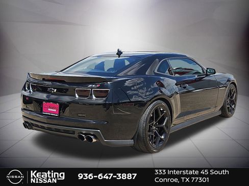 Used 2012 Chevrolet Camaro ZL1 RWD image 8