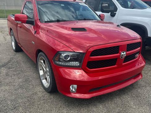 Used 2017 RAM 1500 Sport RWD image 5