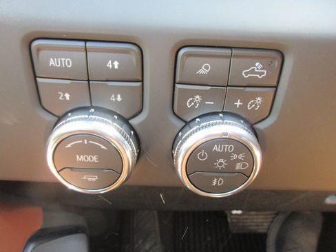 New 2026 GMC Sierra 3500 Denali Ultimate image 18