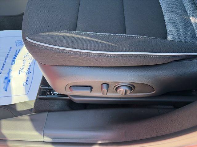 New 2026 Chevrolet TrailBlazer LT w/ Convenience Package FWD image 18