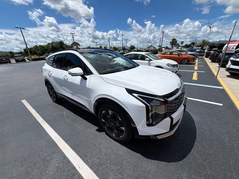 Used 2026 Kia Sportage SX FWD image 1