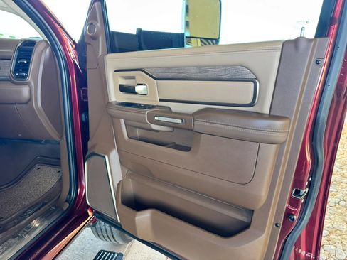 Used 2022 RAM 3500 Limited AWD/4WD image 30