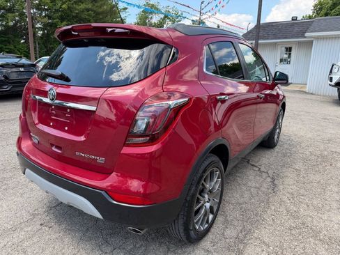 Used 2018 Buick Encore Sport Touring AWD/4WD image 4