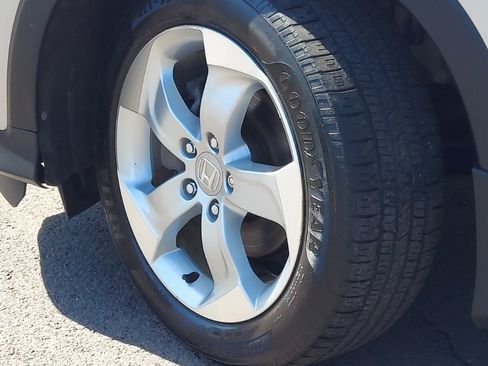Used 2016 Honda HR-V EX image 16