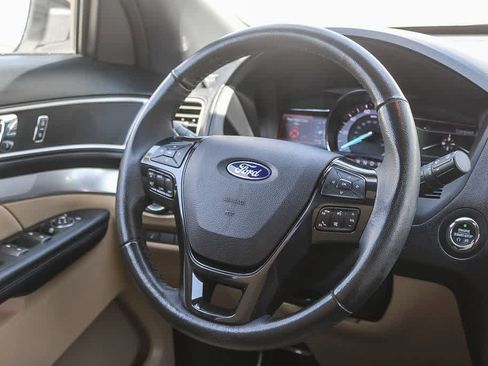 Used 2017 Ford Explorer XLT w/ Equipment Group 202A FWD image 14