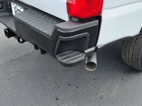 New 2026 Ford F250 XL w/ FX4 Off-Road Package image 15