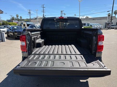 Used 2022 Ford Maverick Lariat w/ Lariat Luxury Package image 17