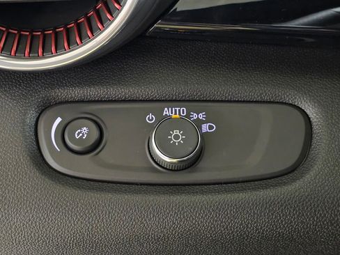 New 2026 Chevrolet Trax RS w/ Sunroof Package image 33