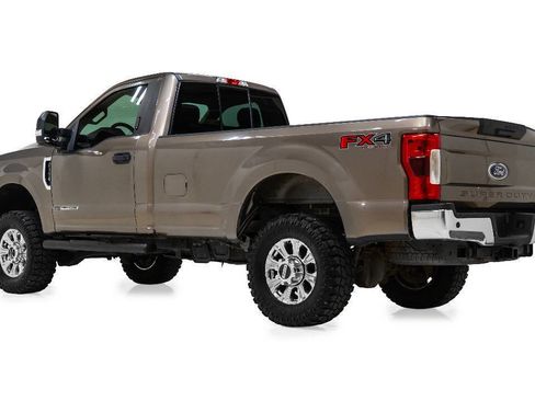 Used 2019 Ford F350 XLT w/ XLT Value Package AWD/4WD image 4