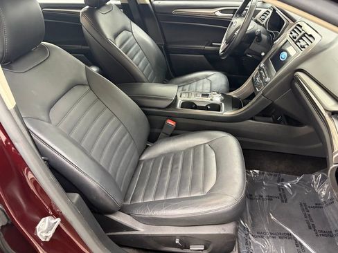 Used 2017 Ford Fusion Energi SE image 43