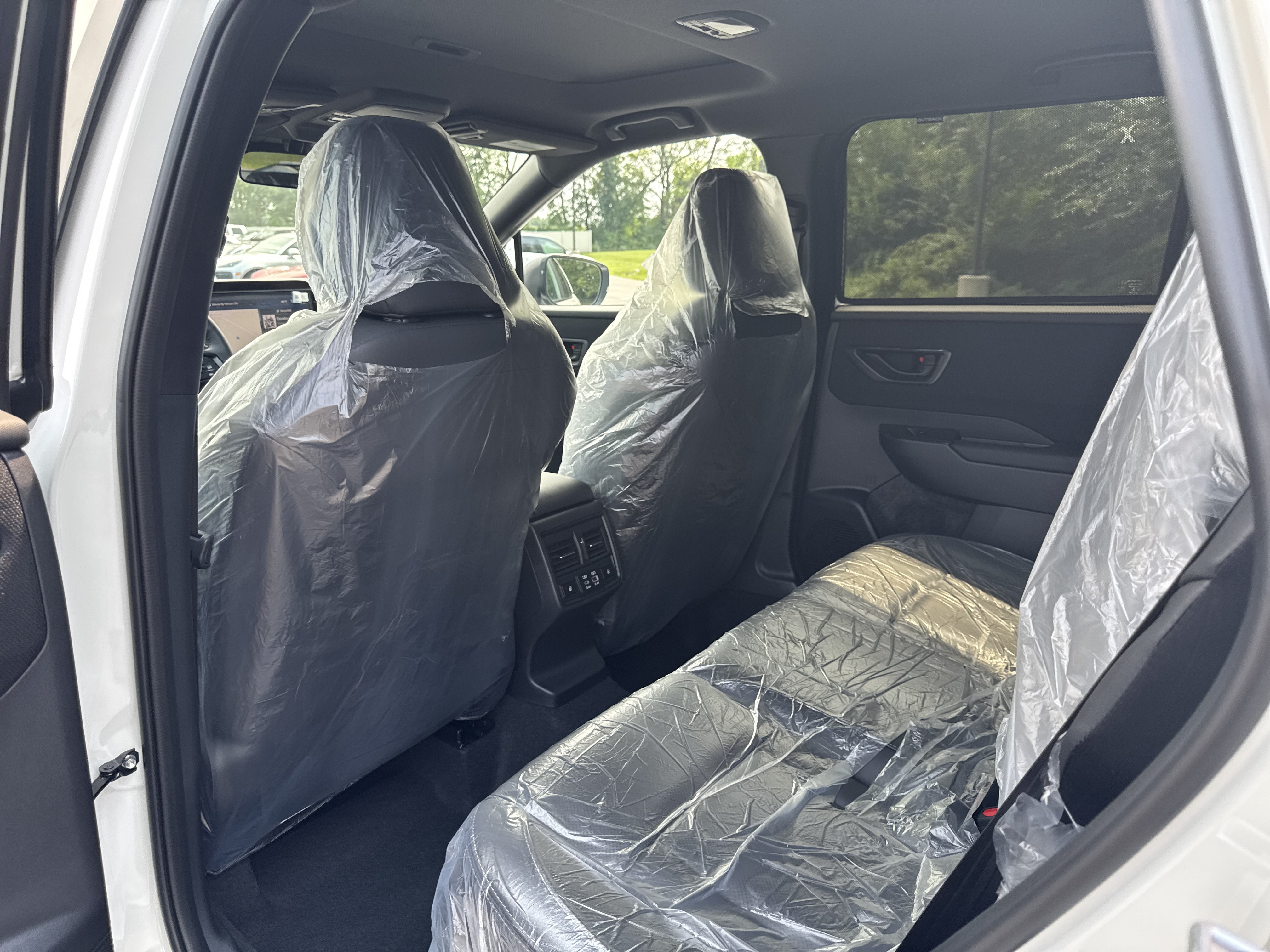 New 2026 Subaru Outback Limited AWD/4WD image 15