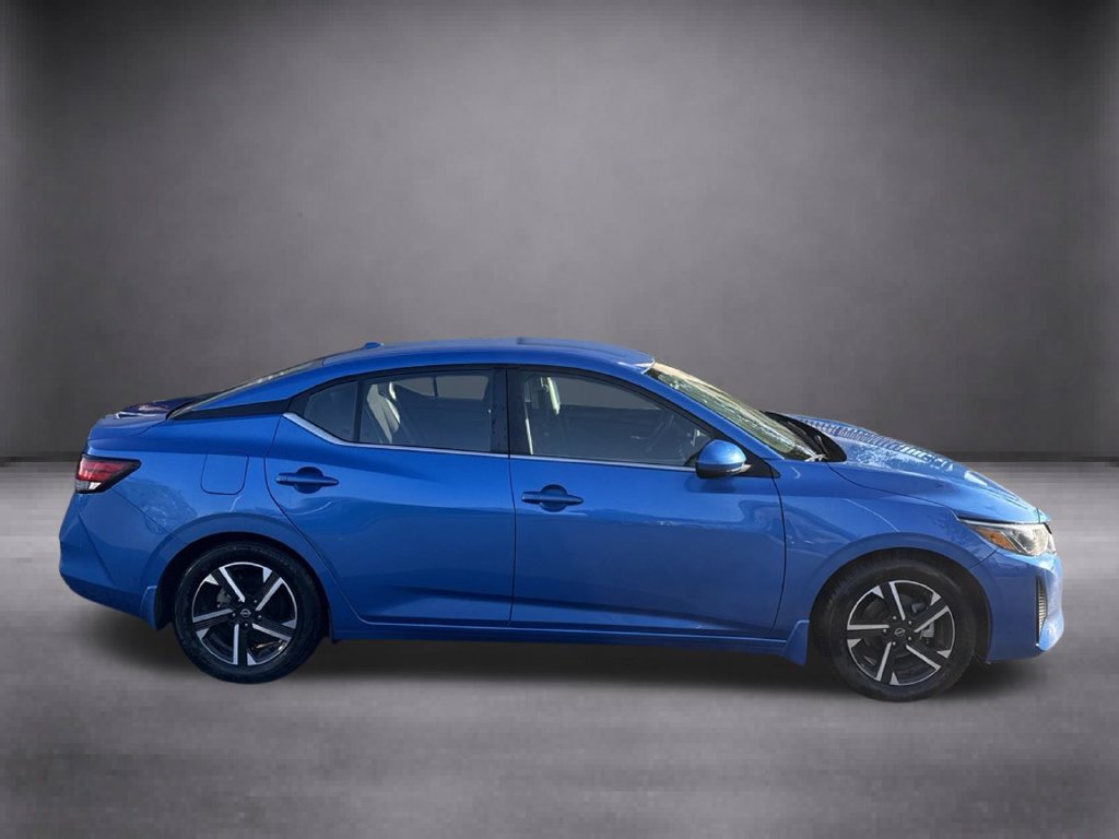 Used 2024 Nissan Sentra SV FWD image 3