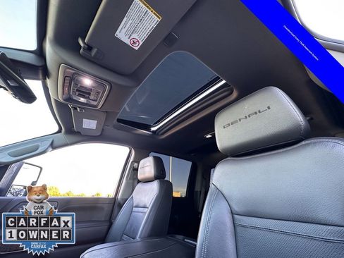 Used 2023 GMC Sierra 2500 Denali w/ Denali Black Diamond Edition image 32